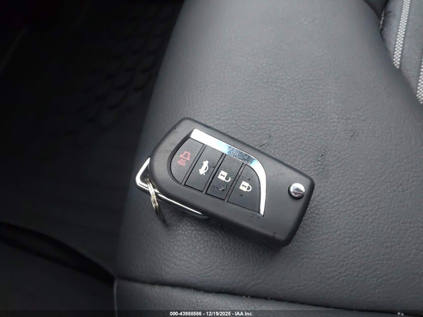 2018 Toyota Camry Se VIN: 4T1B11HK0JU655136 Lot: 43988586