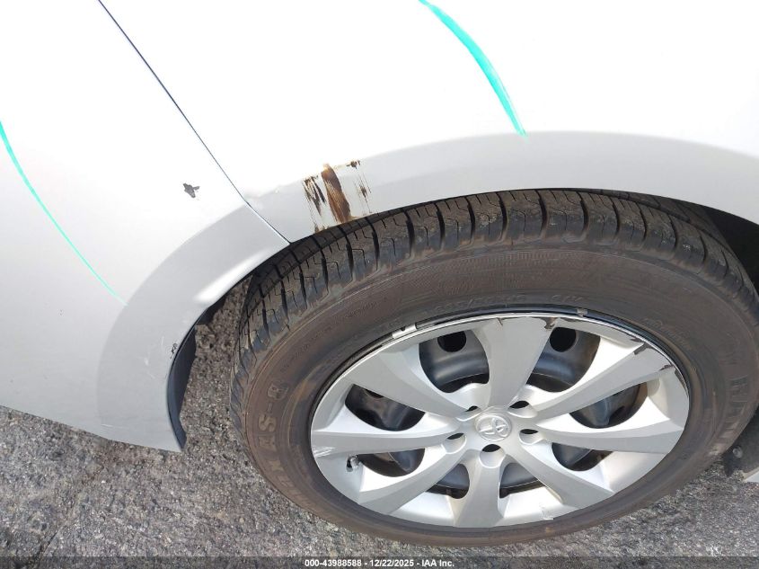 2020 Toyota Corolla Le VIN: 5YFEPRAE2LP091511 Lot: 43988588