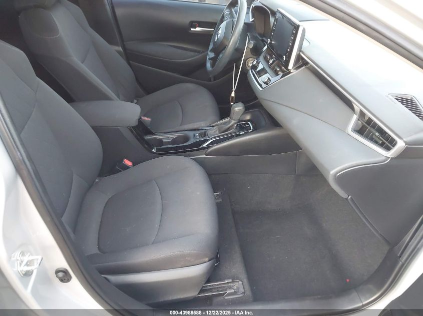 2020 Toyota Corolla Le VIN: 5YFEPRAE2LP091511 Lot: 43988588