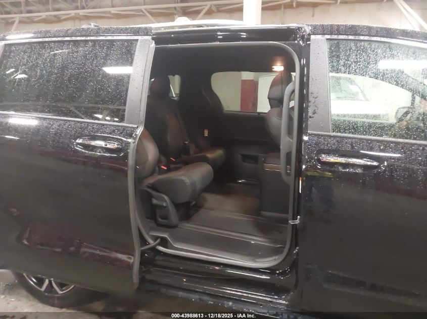 2025 Toyota Sienna Platinum VIN: 5TDESKFC9SS214563 Lot: 43988613