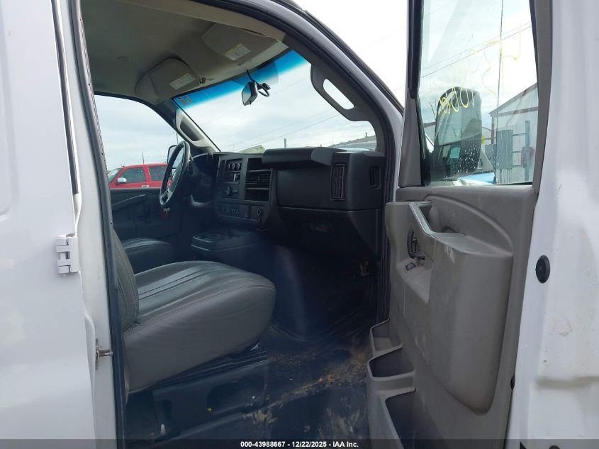 2017 Chevrolet Express 2500 Work Van VIN: 1GCWGBFF7H1255182 Lot: 43988667