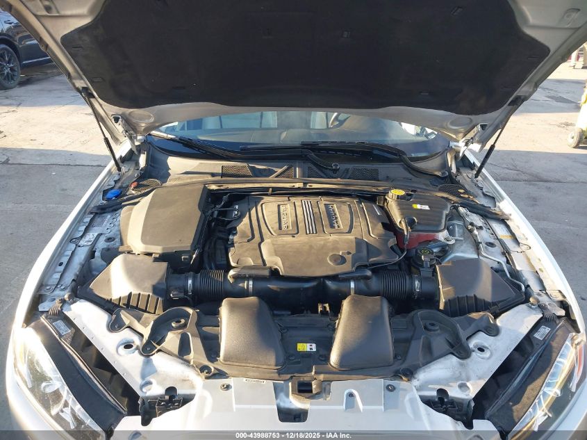 2015 Jaguar Xf 3.0 Portfolio/3.0 Sport VIN: SAJWA0F73F8U58798 Lot: 43988753