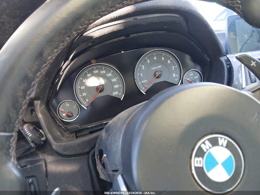 VIN WBS3R9C34HA014091 2017 BMW M4