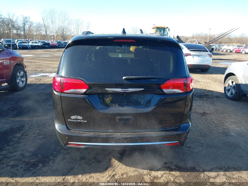 2020 Chrysler Pacifica Touring L VIN: 2C4RC1BG8LR106480 Lot: 43988780