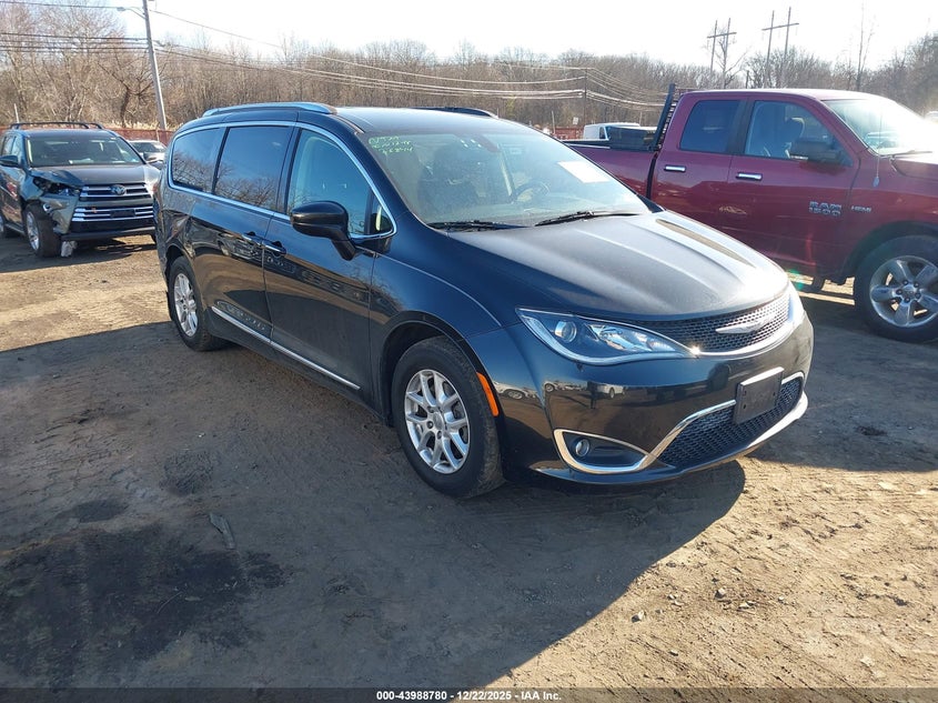 2020 Chrysler Pacifica Touring L