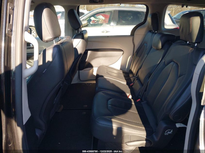 2020 Chrysler Pacifica Touring L VIN: 2C4RC1BG8LR106480 Lot: 43988780