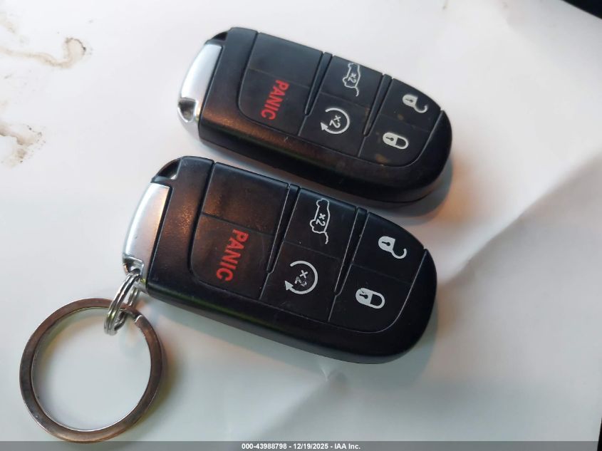 2014 Jeep Grand Cherokee Overland VIN: 1C4RJFCG5EC193882 Lot: 43988798