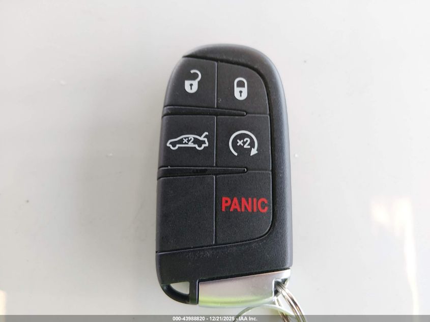 2015 Chrysler 200 S VIN: 1C3CCCBB2FN661842 Lot: 43988820