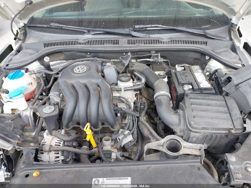 2011 Volkswagen Jetta 2.0L S VIN: 3VW1K7AJ1BM327213 Lot: 43988835