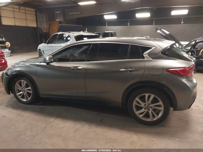 2018 Infiniti Qx30 Luxury VIN: SJKCH5CP6JA053029 Lot: 43988856