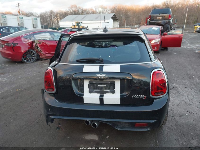 2021 Mini Hardtop Cooper S VIN: WMWXU9C01M2N97637 Lot: 43988858