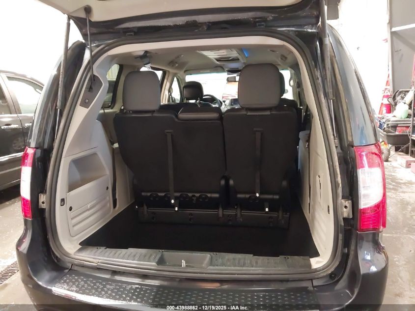 2014 Chrysler Town & Country Touring VIN: 2C4RC1BGXER272132 Lot: 43988862