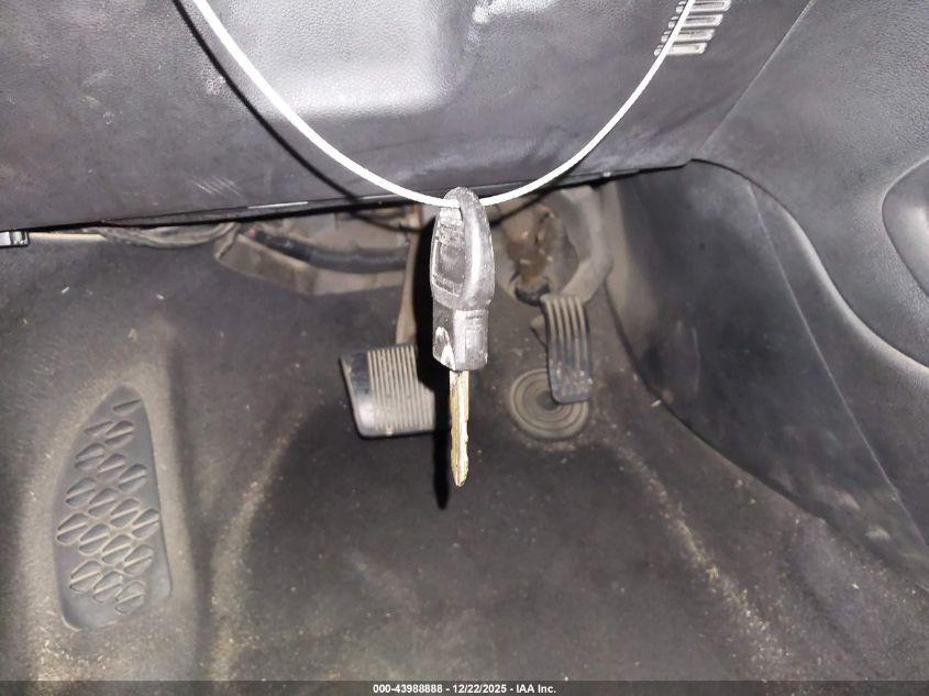 2013 Dodge Dart Sxt VIN: 1C3CDFBA5DD322842 Lot: 43988888