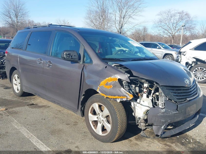 5TDKK3DC6BS048319 2011 Toyota Sienna Le V6 auction photo 1