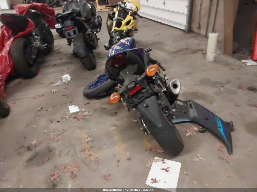 2024 Yamaha Yzfr3 A VIN: MH3RH18Y2RK018213 Lot: 43988948