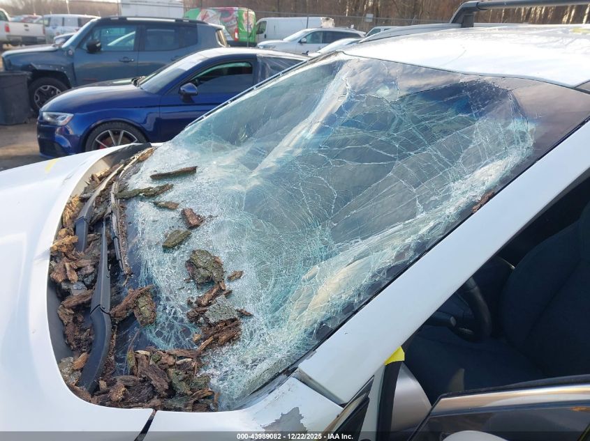 2018 Kia Sorento 2.4L Lx VIN: 5XYPG4A37JG416195 Lot: 43989082