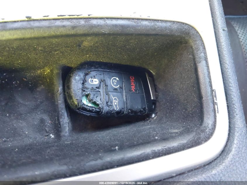 2014 Jeep Grand Cherokee Overland VIN: 1C4RJECG9EC351344 Lot: 43989091