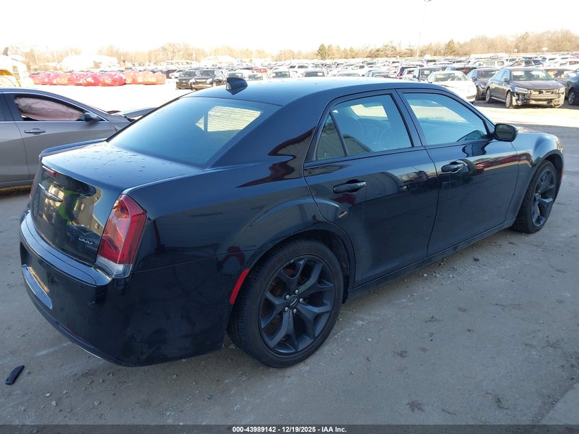 2016 Chrysler 300 300S