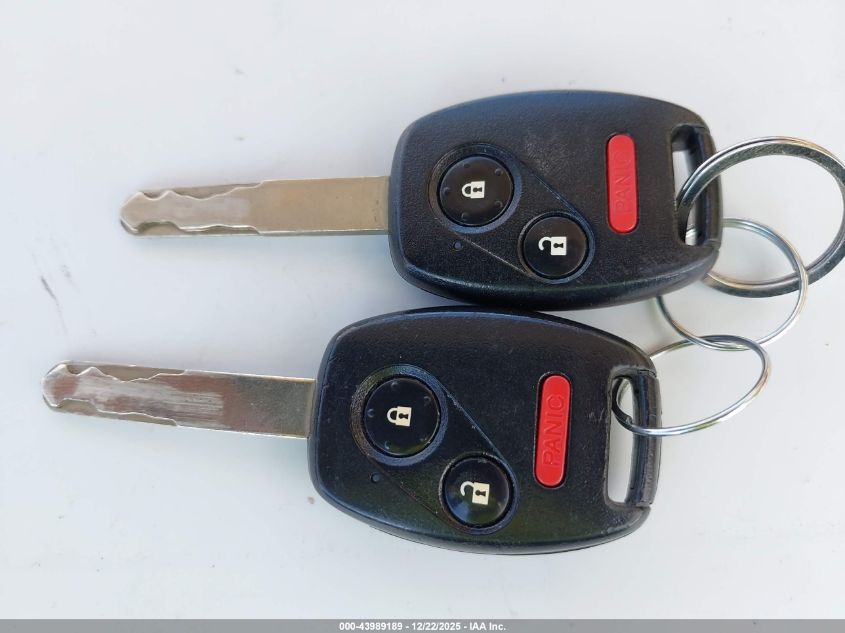 2013 Honda Fit VIN: JHMGE8G33DC035682 Lot: 43989189