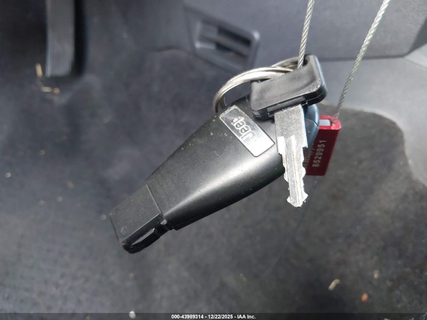 2010 Jeep Grand Cherokee Laredo VIN: 1J4PS4GK1AC152855 Lot: 43989314