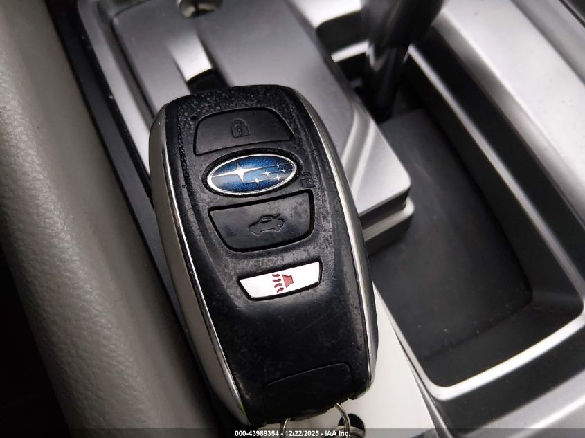 2020 Subaru Forester Premium VIN: JF2SKAJC7LH425143 Lot: 43989354