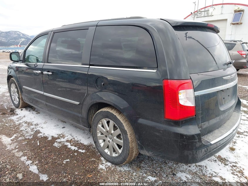 2016 Chrysler Town & Country Touring