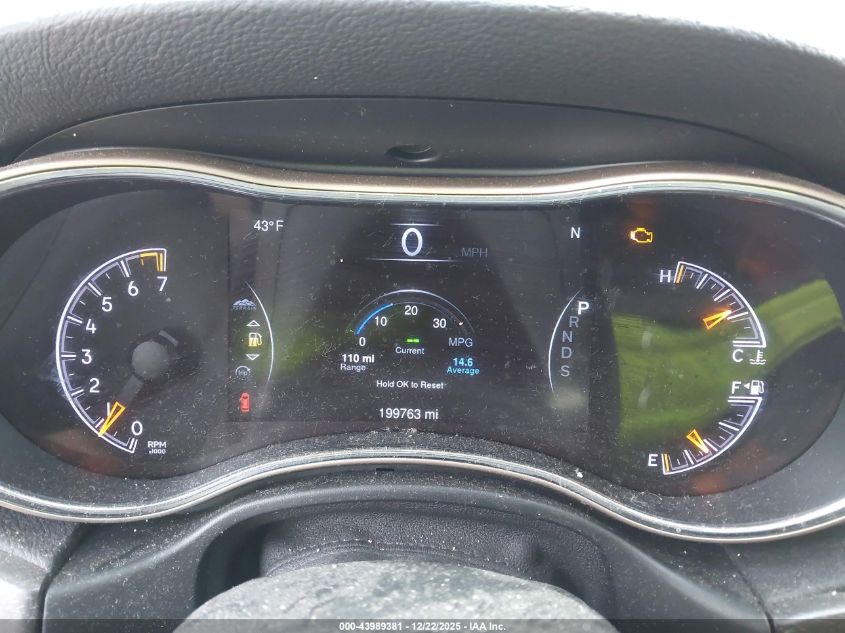 2015 Jeep Grand Cherokee Limited VIN: 1C4RJFBG0FC692611 Lot: 43989381