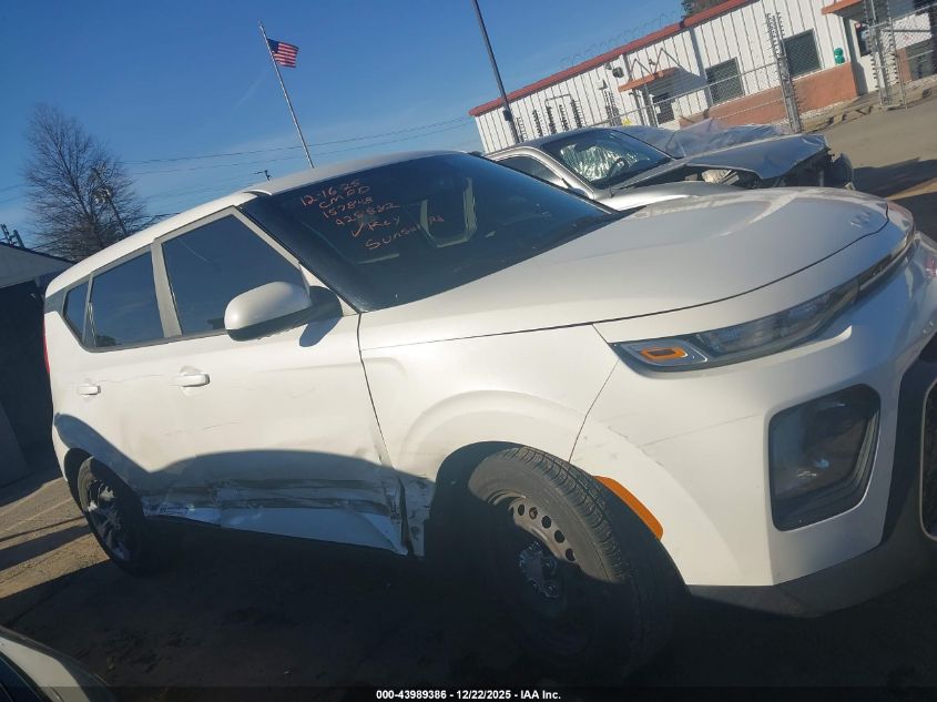 2022 Kia Soul Lx VIN: KNDJ23AU9N7157848 Lot: 43989386