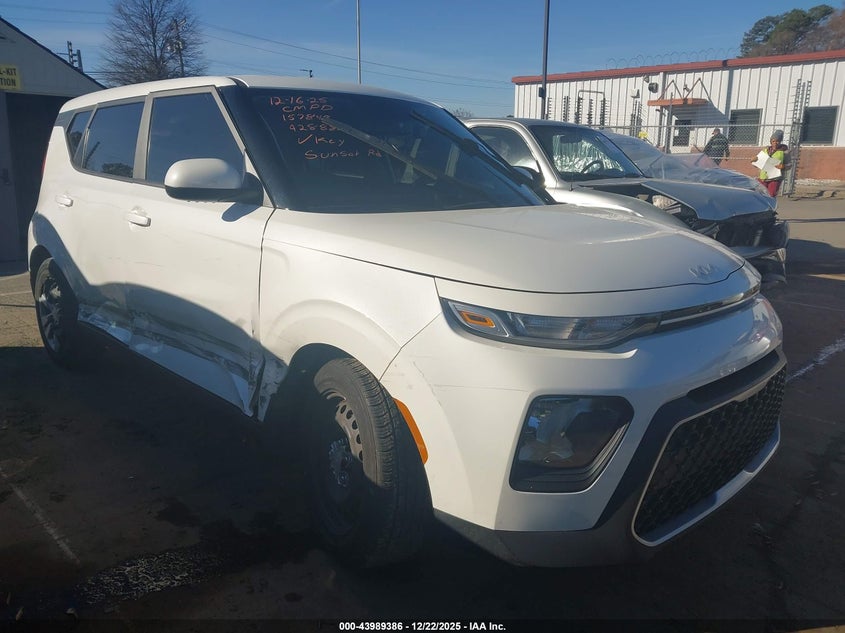 2022 Kia Soul Lx