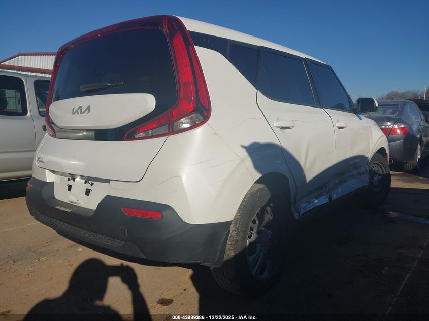2022 Kia Soul Lx