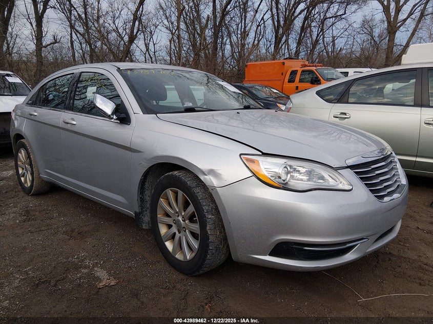 2012 Chrysler 200 Touring