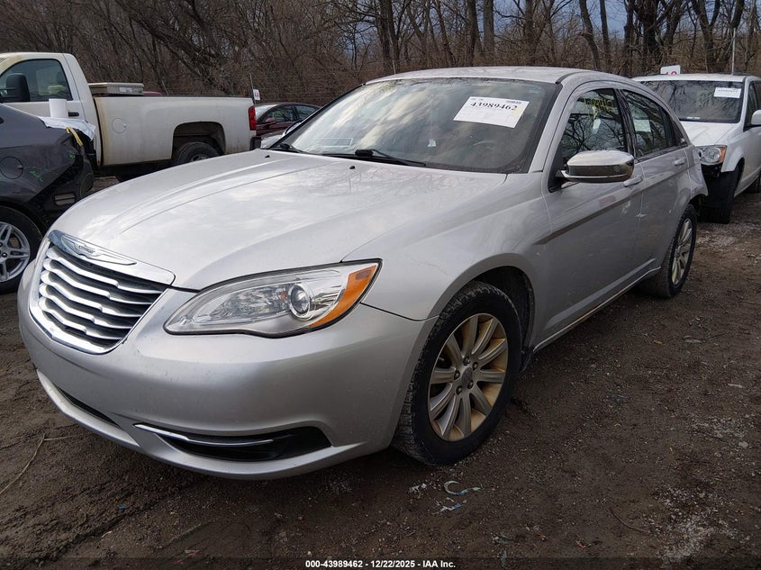 2012 Chrysler 200 Touring