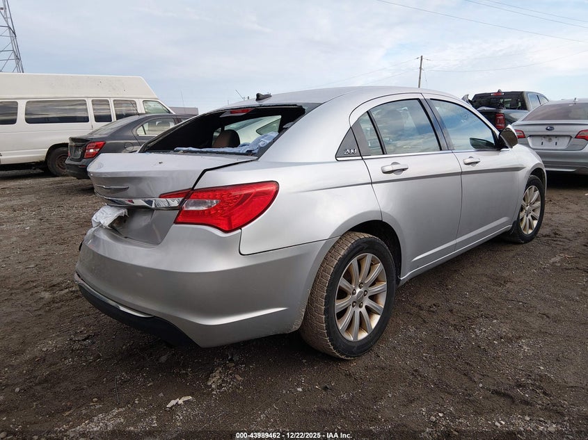 2012 Chrysler 200 Touring
