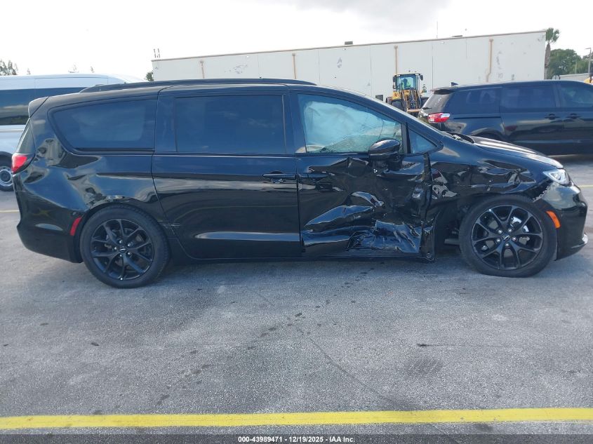 2025 Chrysler Pacifica Limited VIN: 2C4RC1GG4SR511856 Lot: 43989471