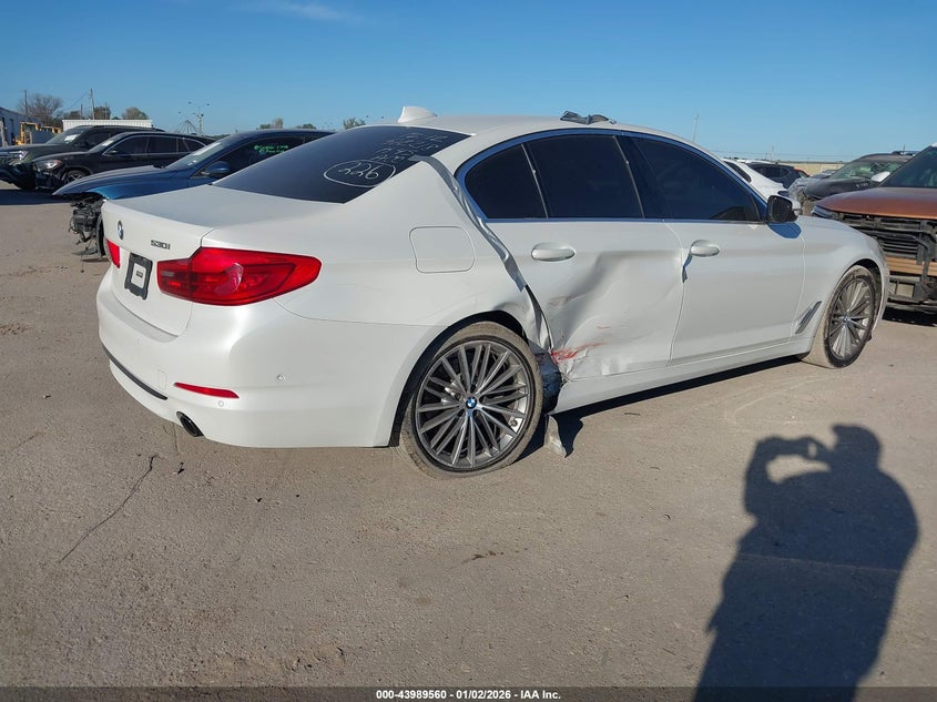 2020 BMW 530I