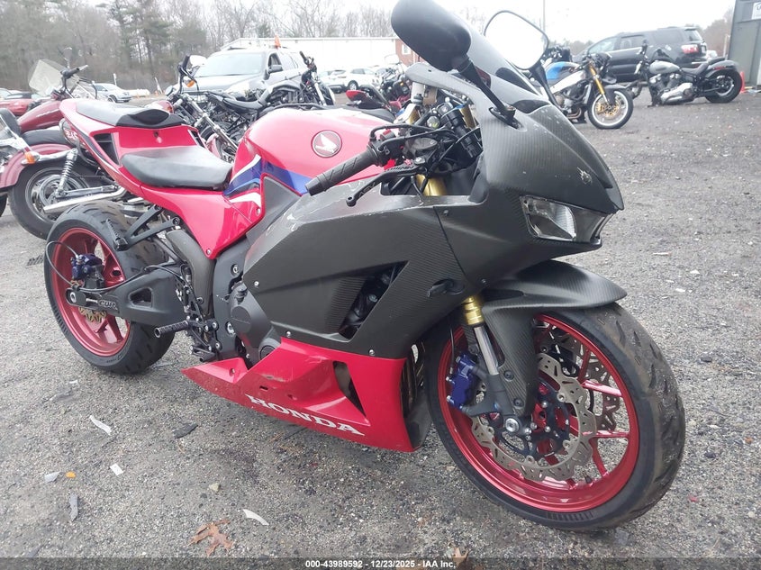 JH2PC40J0MK700818 2021 Honda Cbr600 Rr auction photo 1