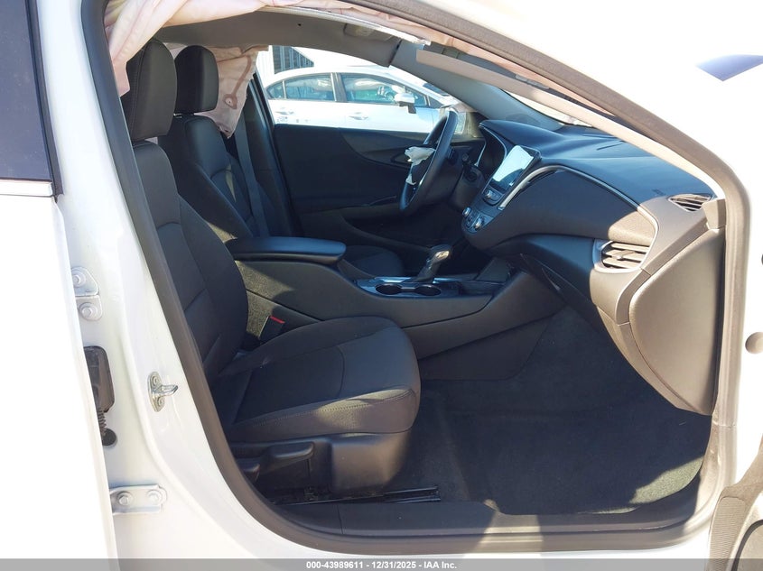 2021 Chevrolet Malibu Fwd 1Fl