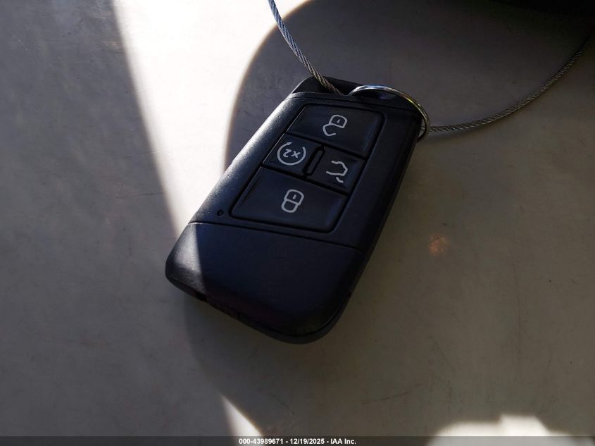 2018 Volkswagen Atlas 3.6L V6 Se W/Technology VIN: 1V2PR2CA4JC560977 Lot: 43989671