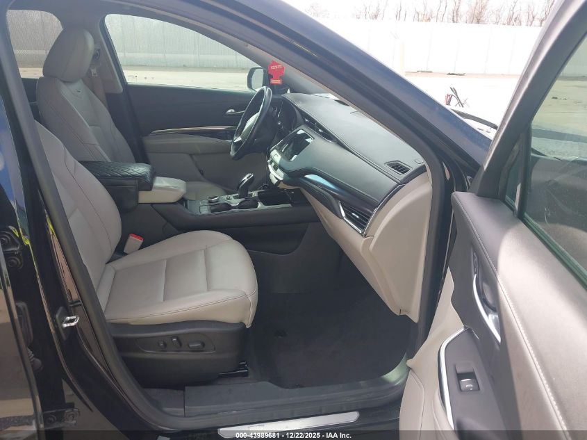 2022 Cadillac Xt4 Fwd Luxury VIN: 1GYAZAR47NF165595 Lot: 43989681