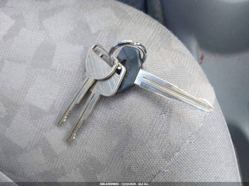 2000 Toyota Echo VIN: JTDAT1234Y0078415 Lot: 43989692