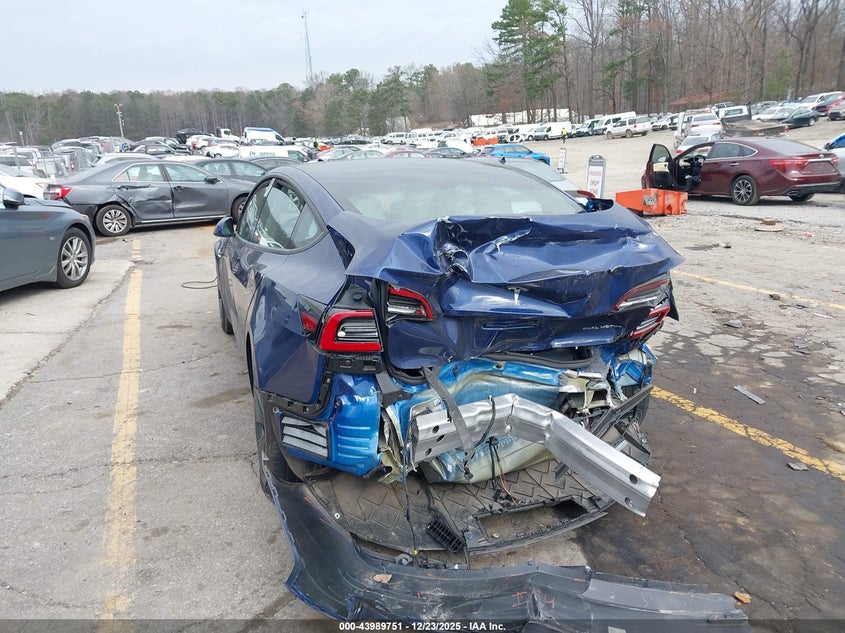 Vin: 5yj3e1eb9mf068125, lot: 44485459, tesla model 3 long range dual motor all-wheel drive 20213