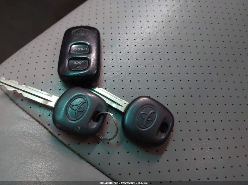 2005 Toyota Highlander Limited V6 VIN: JTEEP21A150090993 Lot: 43989783