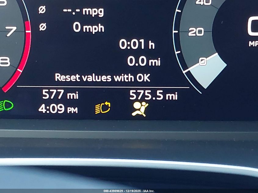 2025 Audi Q3 Premium 45 Tfsi S Line Quattro Tiptronic VIN: WA1DECF33S1068466 Lot: 43989829