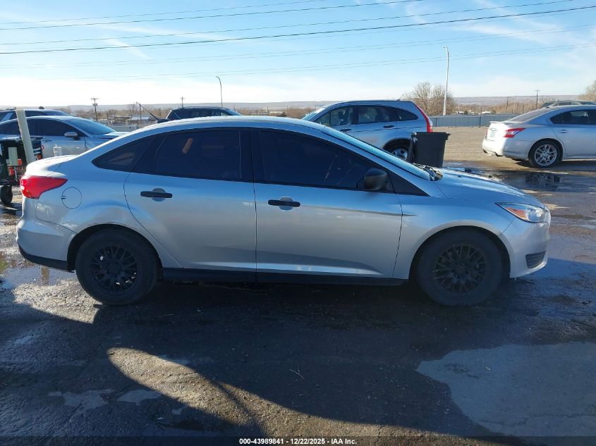 2018 Ford Focus S VIN: 1FADP3E20JL287919 Lot: 43989841