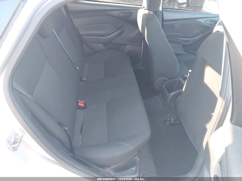 2018 Ford Focus S VIN: 1FADP3E20JL287919 Lot: 43989841