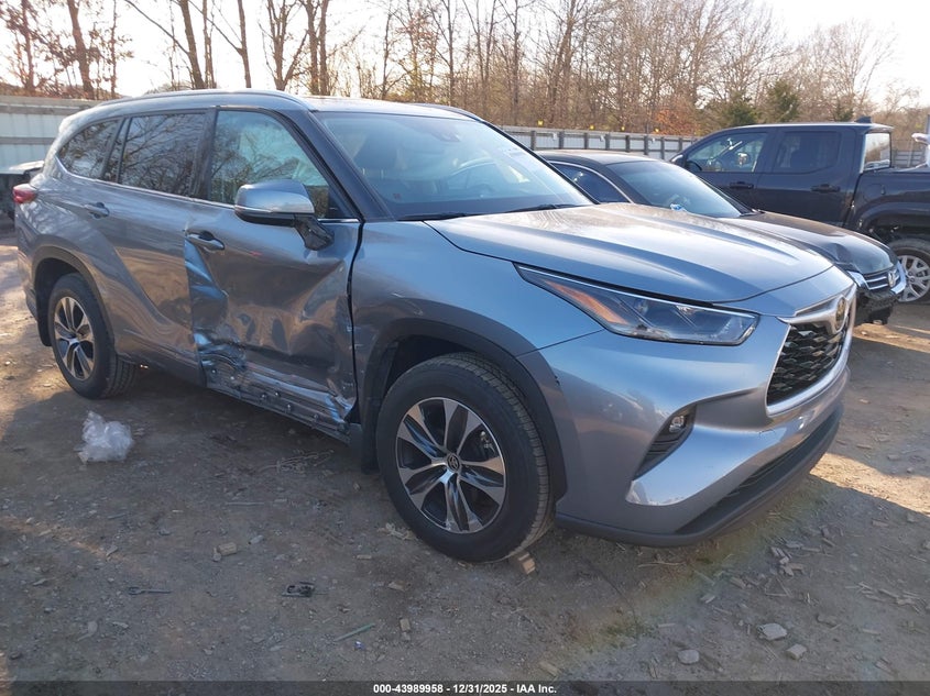 2021 Toyota Highlander Xle