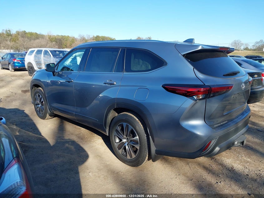2021 Toyota Highlander Xle