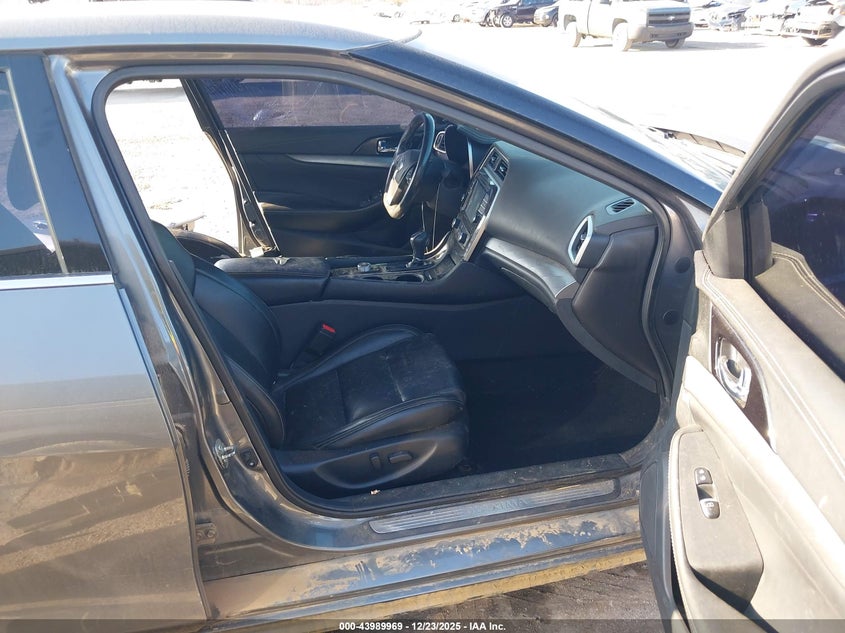 VIN 1N4AA6AP8HC406169 2017 NISSAN MAXIMA 3.5 SV