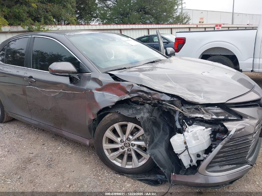 2024 Toyota Camry Le VIN: 4T1C11AK4RU890486 Lot: 43990031