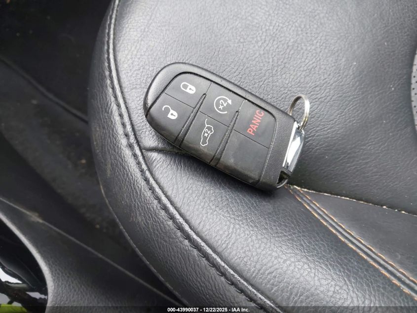 2018 Jeep Compass Limited 4X4 VIN: 3C4NJDCB4JT114403 Lot: 43990037